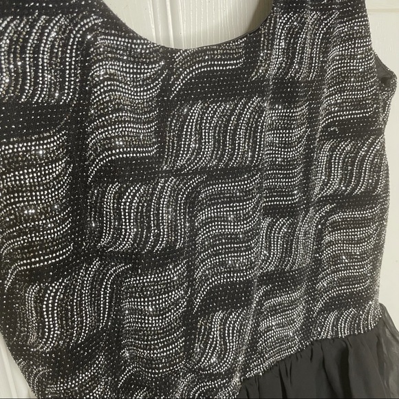 Trixxi Dress size S (girls) Black Sleeveless - Picture 3 of 6